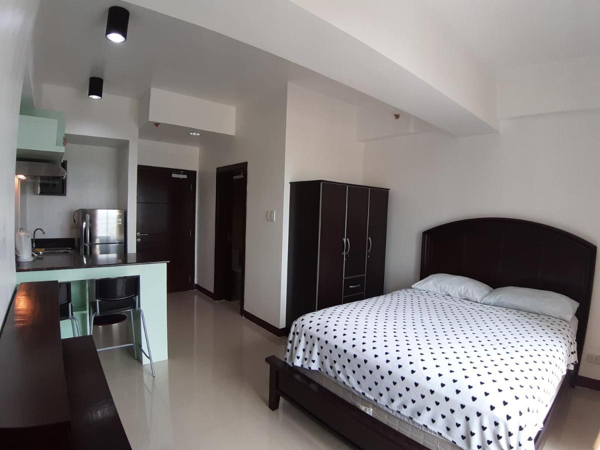 Cebu City Suites Ramos Tower By P&J מראה חיצוני תמונה